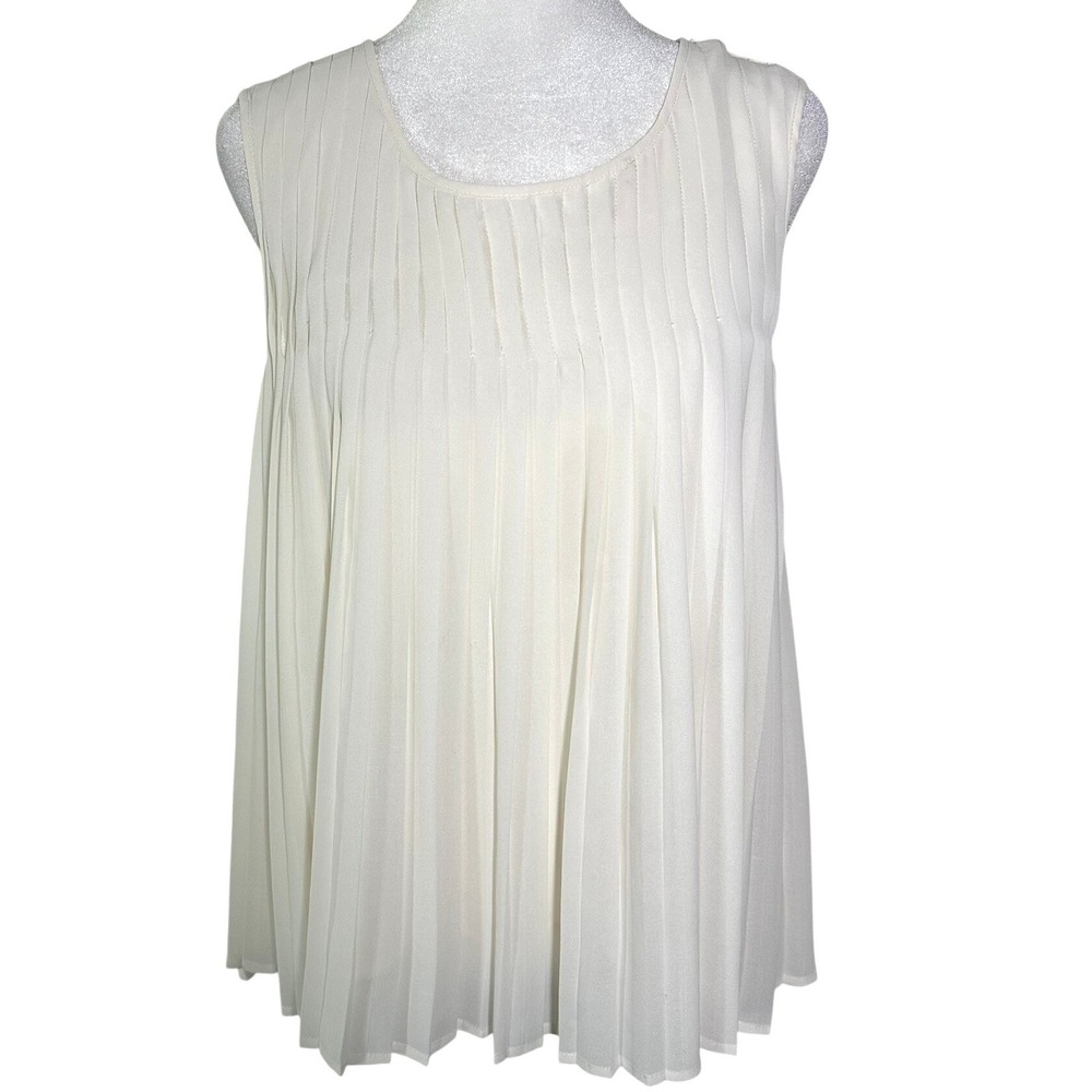 Vince Camuto Cream Pleated Sleeveless Scoop Neck Top